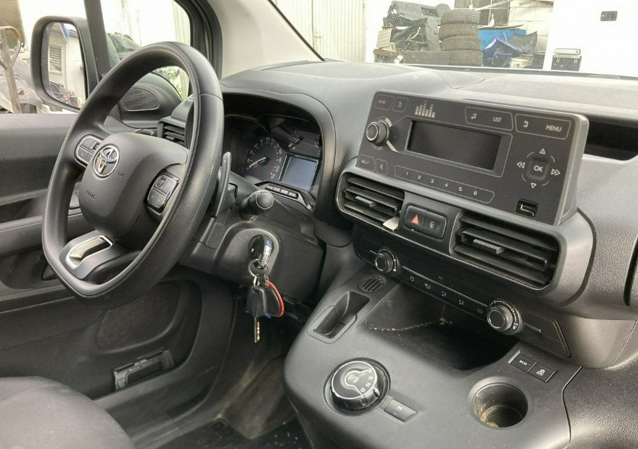 Toyota Inny Toyota Toyota Proace City MAXI Automat Klima 5-osob Salon PL Model 2020 - Dubă: Foto 2 Toyota Inny Toyota Toyota Proace City MAXI Automat Klima 5-osob Salon PL Model 2020 - Dubă: Foto 2