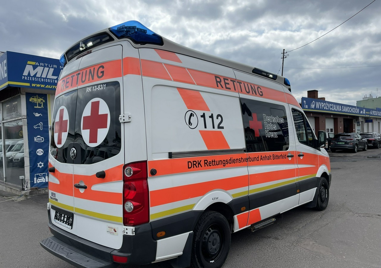 Volkswagen Crafter Crafter 2.0-163KM Karetka Ambulans Wyposażony Model 2016 - Ambulanță: Foto 5 Volkswagen Crafter Crafter 2.0-163KM Karetka Ambulans Wyposażony Model 2016 - Ambulanță: Foto 5
