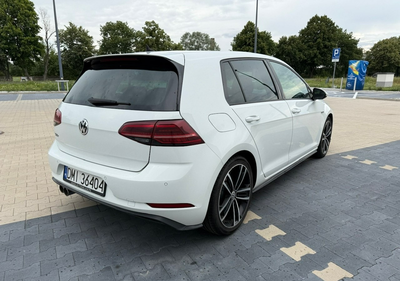 Volkswagen Golf VII GTD 2.0TDI 184KM FullLed Navi Klimatronik ACC Asystenci - Berlină/ Sedan: Foto 4 Volkswagen Golf VII GTD 2.0TDI 184KM FullLed Navi Klimatronik ACC Asystenci - Berlină/ Sedan: Foto 4