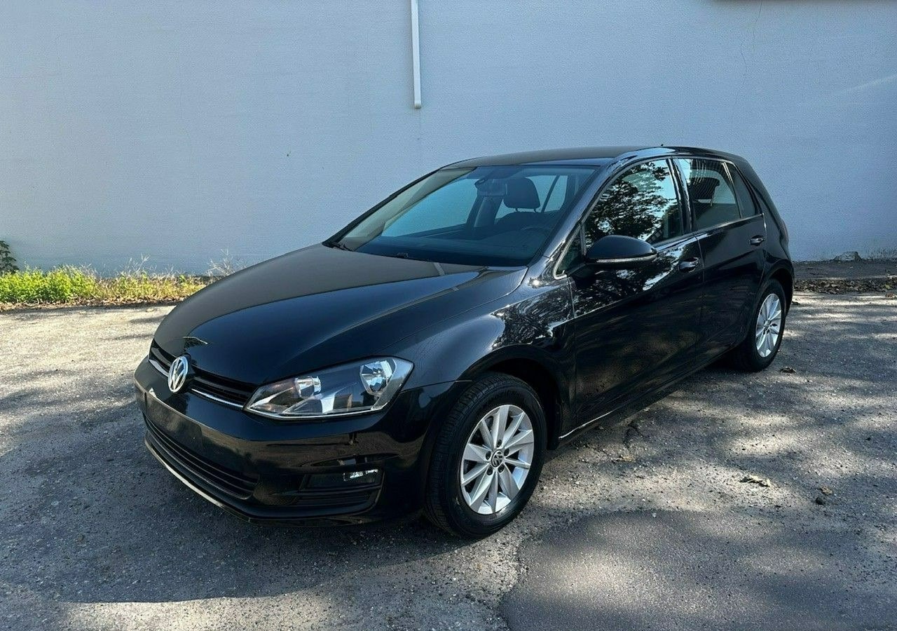 Volkswagen Golf VII VII 1,6 TDI 110KM 153TKM Klimatronik Navi Alu PDC 2015 Bez wkładu fi - Hatchback: Foto 4 Volkswagen Golf VII VII 1,6 TDI 110KM 153TKM Klimatronik Navi Alu PDC 2015 Bez wkładu fi - Hatchback: Foto 4
