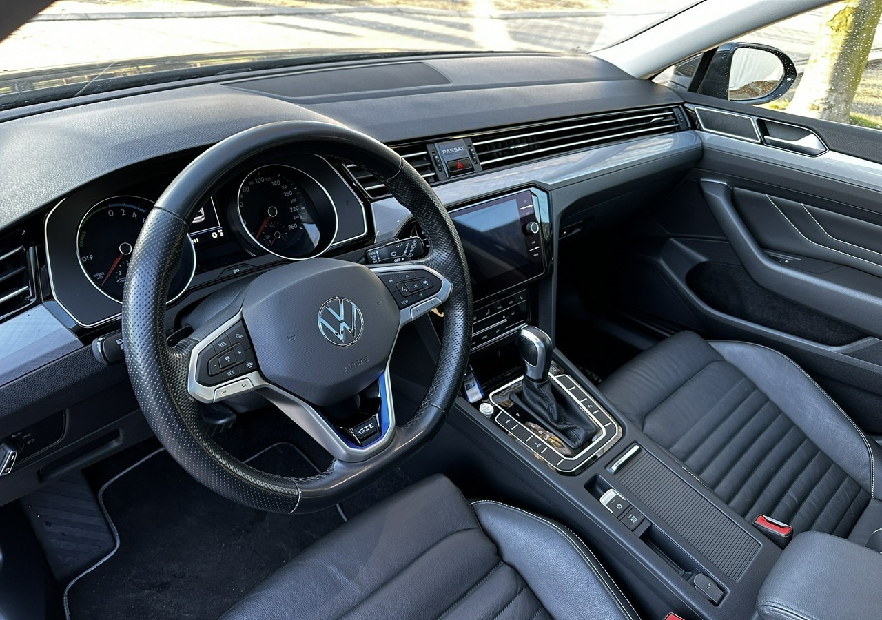 Automobil Volkswagen Passat B8 GTE 1.4TSI 218KM Hybryda Plug-in zasięg 50km Panorama*Navi*Skóra*FV2: Foto 11