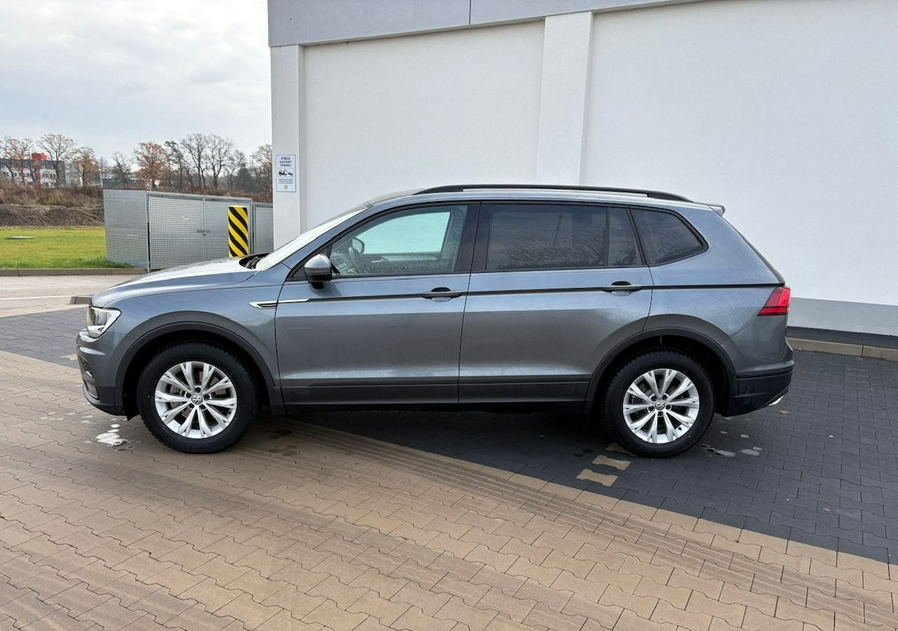 Volkswagen Tiguan II 1,4TSI 150KM 65tyśkm 7osobowy Comfort Tempomat ACC Klima Alu 2018 - SUV: Foto 3 Volkswagen Tiguan II 1,4TSI 150KM 65tyśkm 7osobowy Comfort Tempomat ACC Klima Alu 2018 - SUV: Foto 3