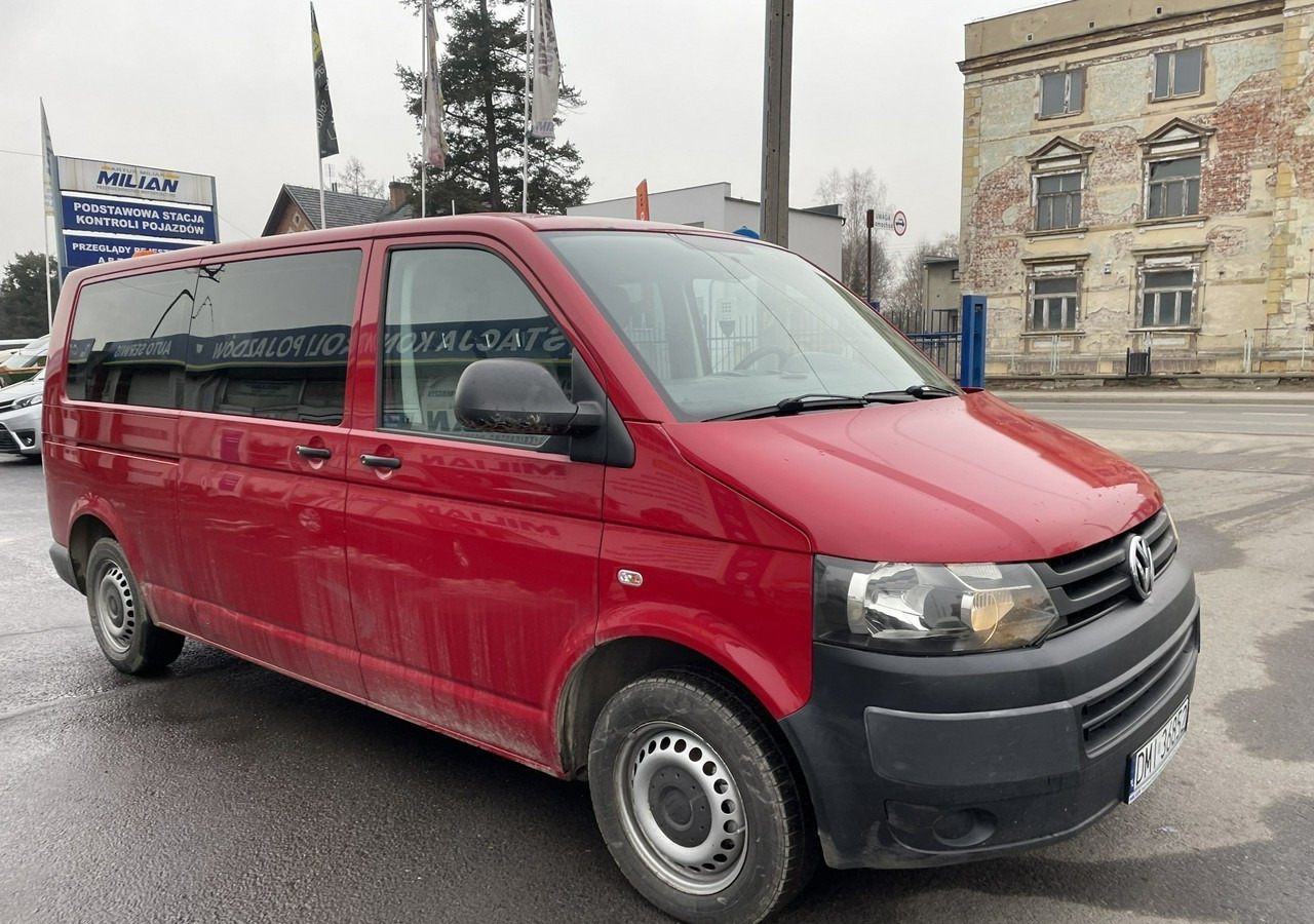 Volkswagen Transporter T5 Transporter T5 Lift 2.0 Tdi 9-osob Klima 2011 - Automobil: Foto 2 Volkswagen Transporter T5 Transporter T5 Lift 2.0 Tdi 9-osob Klima 2011 - Automobil: Foto 2