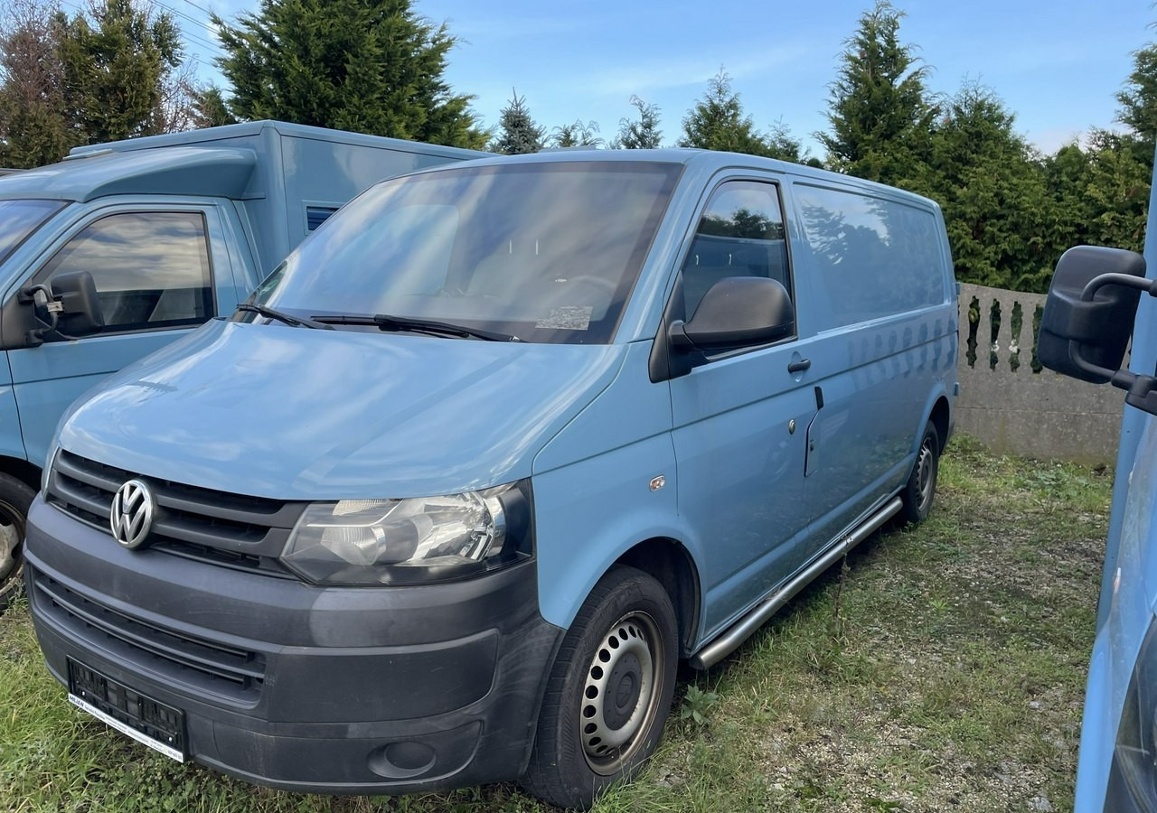 Volkswagen Transporter Trasporter T5 Bankowóz kuloodporny opancerzony 2015 - Maşina blindata: Foto 1 Volkswagen Transporter Trasporter T5 Bankowóz kuloodporny opancerzony 2015 - Maşina blindata: Foto 1
