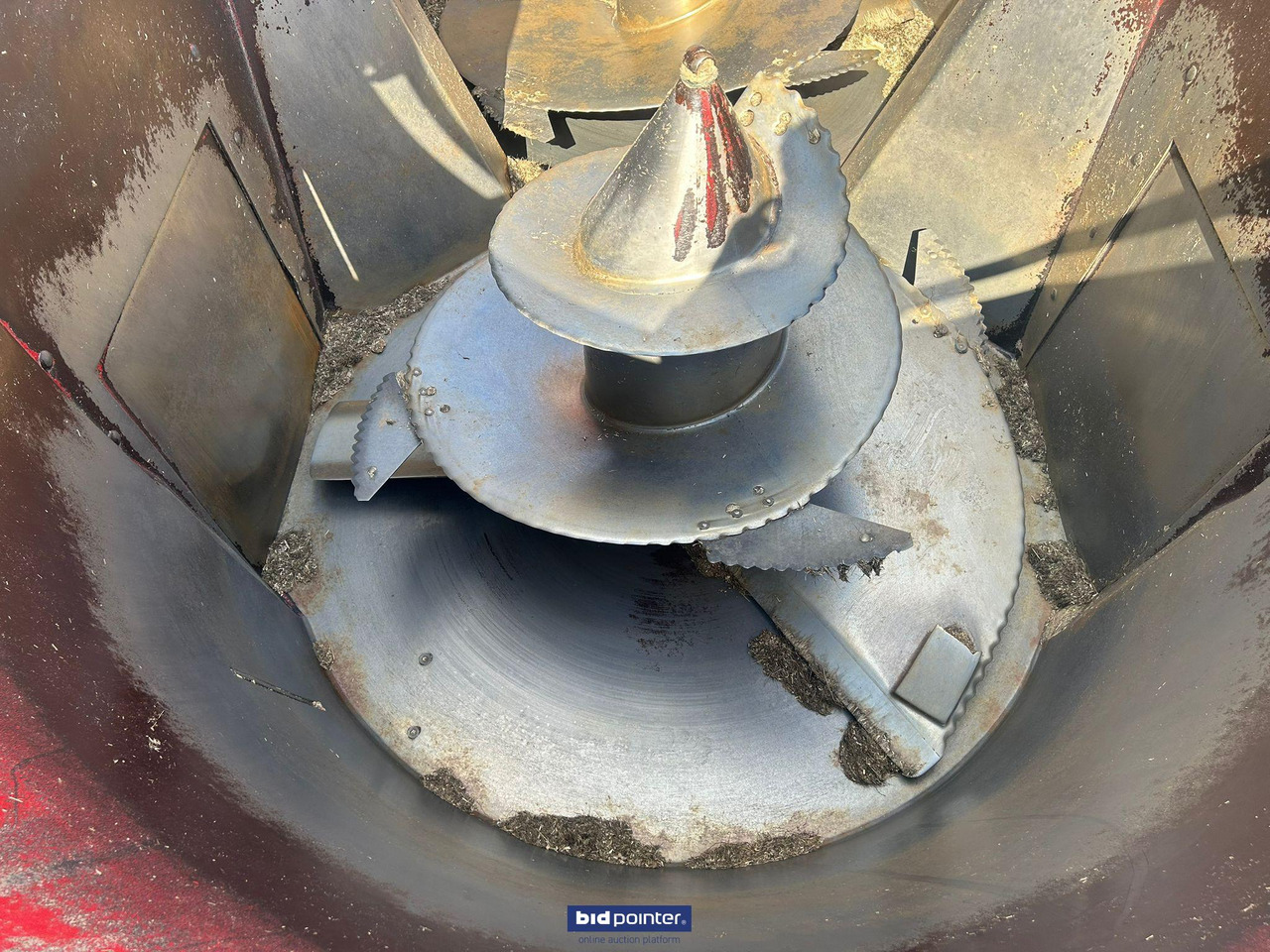 Peecon Biga 25m3 - Remorcă distribuit furaje: Foto 5 Peecon Biga 25m3 - Remorcă distribuit furaje: Foto 5