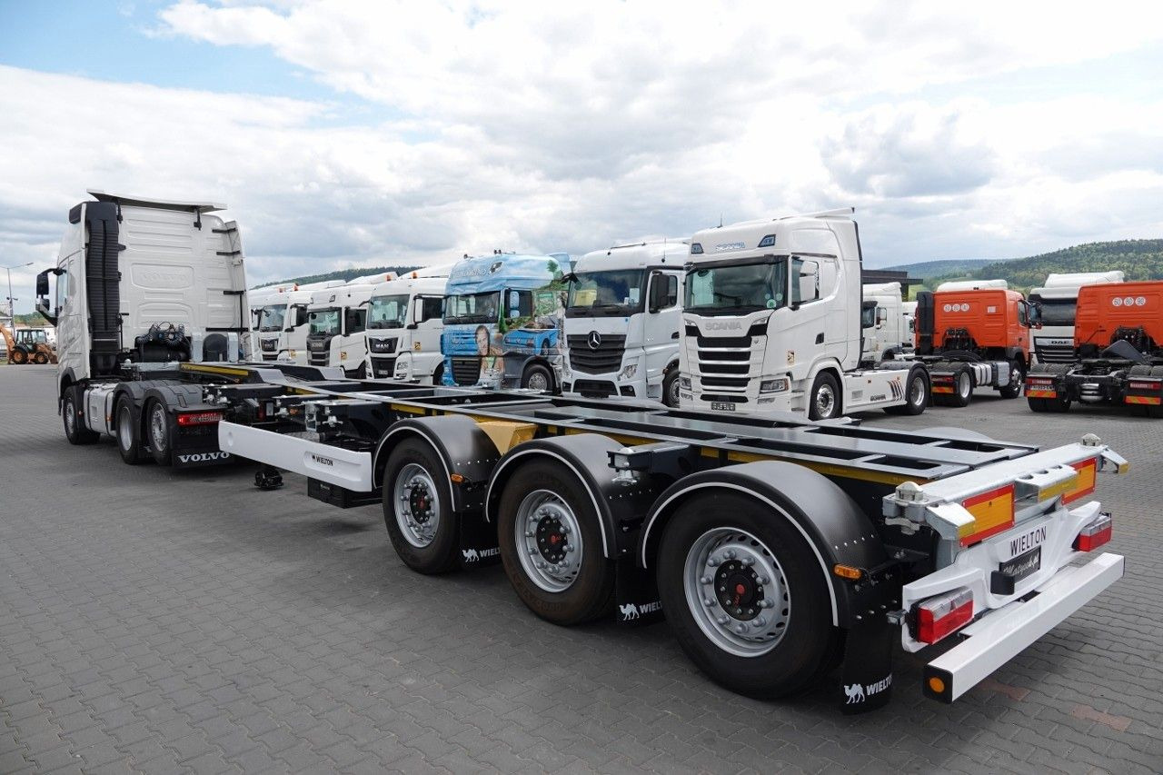 Volvo FH 500 / ZESTAW / BOOGIE 6X2 / I-SAVE / + WIELTO - Camion: Foto 2 Volvo FH 500 / ZESTAW / BOOGIE 6X2 / I-SAVE / + WIELTO - Camion: Foto 2