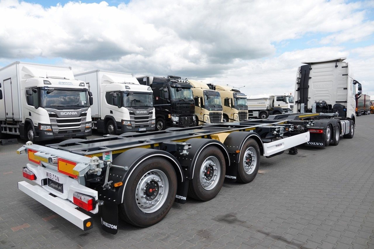 Volvo FH 500 / ZESTAW / BOOGIE 6X2 / I-SAVE / + WIELTO - Camion: Foto 3 Volvo FH 500 / ZESTAW / BOOGIE 6X2 / I-SAVE / + WIELTO - Camion: Foto 3