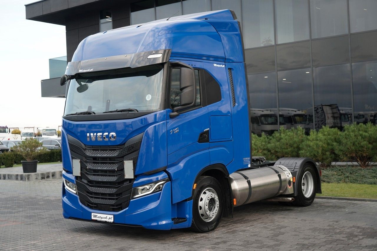 Iveco S-WAY / 460 / RETARDER / LNG / - Cap tractor: Foto 2 Iveco S-WAY / 460 / RETARDER / LNG / - Cap tractor: Foto 2