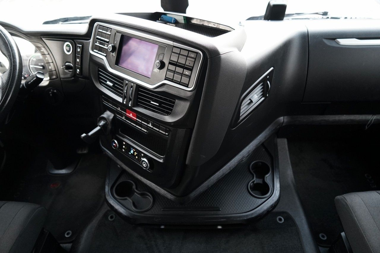 Cap tractor Iveco S-WAY / 480 / RETARDER / I-PARK COOL / OPONY 100: Foto 31 Cap tractor Iveco S-WAY / 480 / RETARDER / I-PARK COOL / OPONY 100: Foto 31