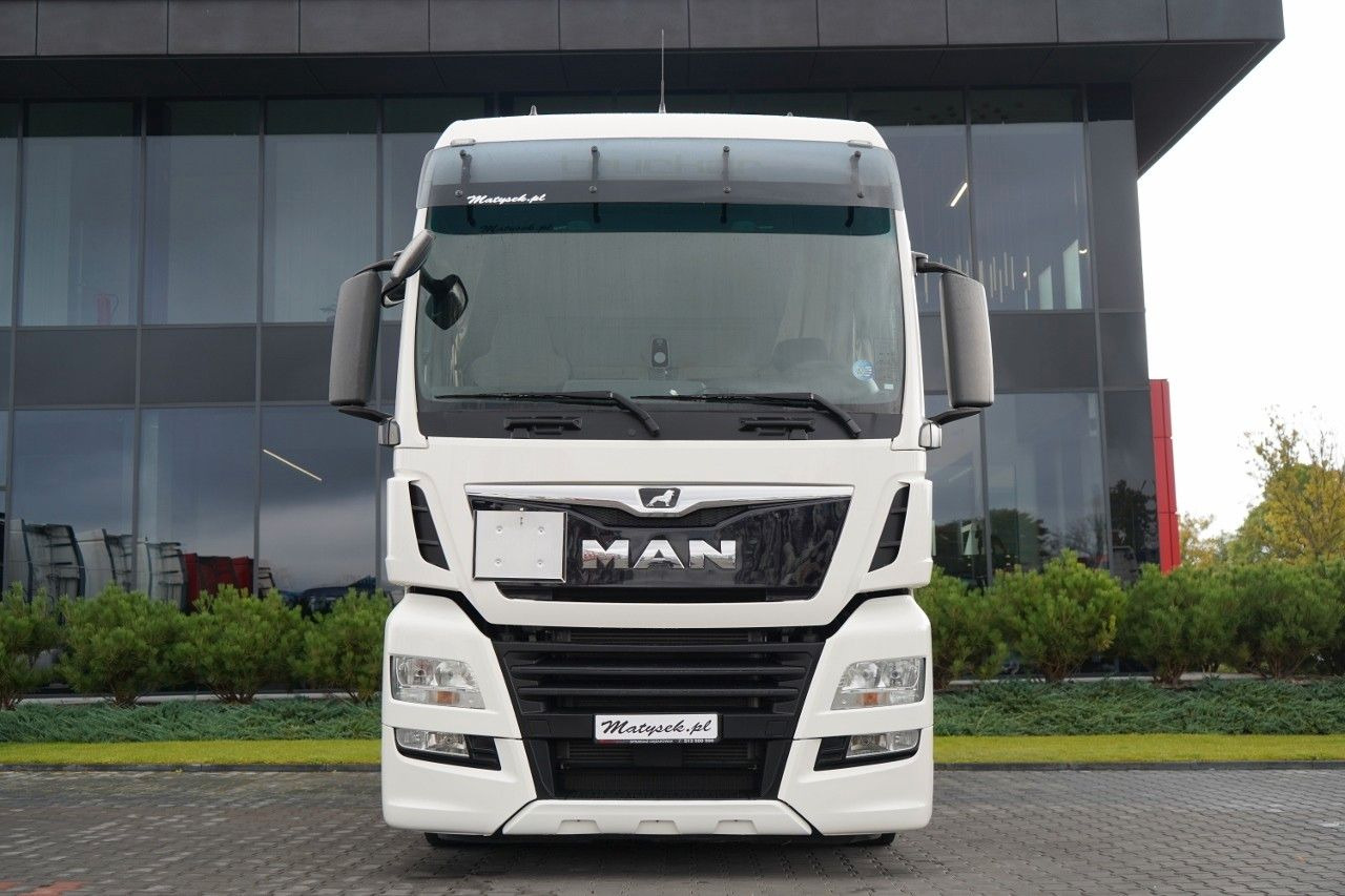MAN TGX 18.470 / LOW DECK / MEGA / REGULOWANE SIODŁO - Cap tractor: Foto 2 MAN TGX 18.470 / LOW DECK / MEGA / REGULOWANE SIODŁO - Cap tractor: Foto 2