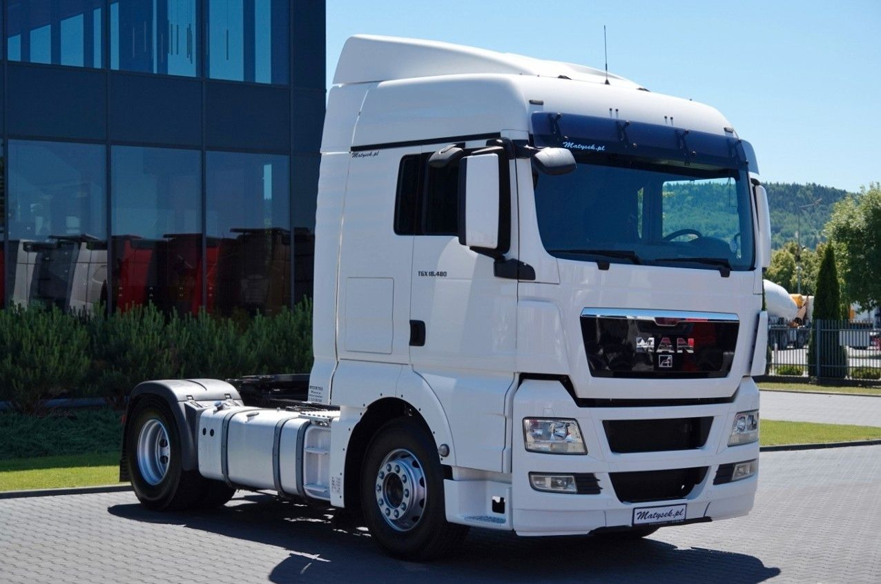 MAN TGX 18.480 / RETARDER / HYDRAULIKA / EURO 5 / S - Cap tractor: Foto 2 MAN TGX 18.480 / RETARDER / HYDRAULIKA / EURO 5 / S - Cap tractor: Foto 2