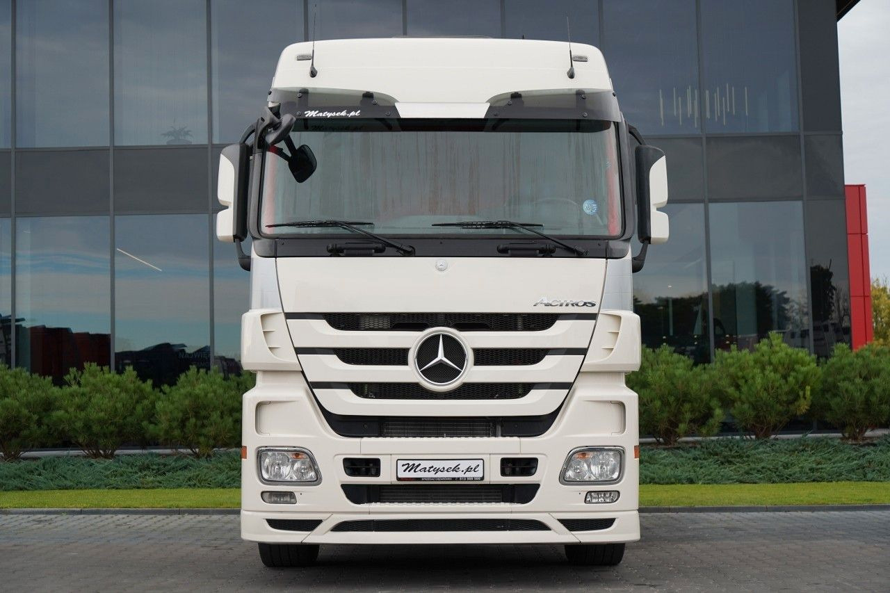 Mercedes-Benz ACTROS 1844 / HYDRAULIKA / 2010 / - Cap tractor: Foto 3 Mercedes-Benz ACTROS 1844 / HYDRAULIKA / 2010 / - Cap tractor: Foto 3