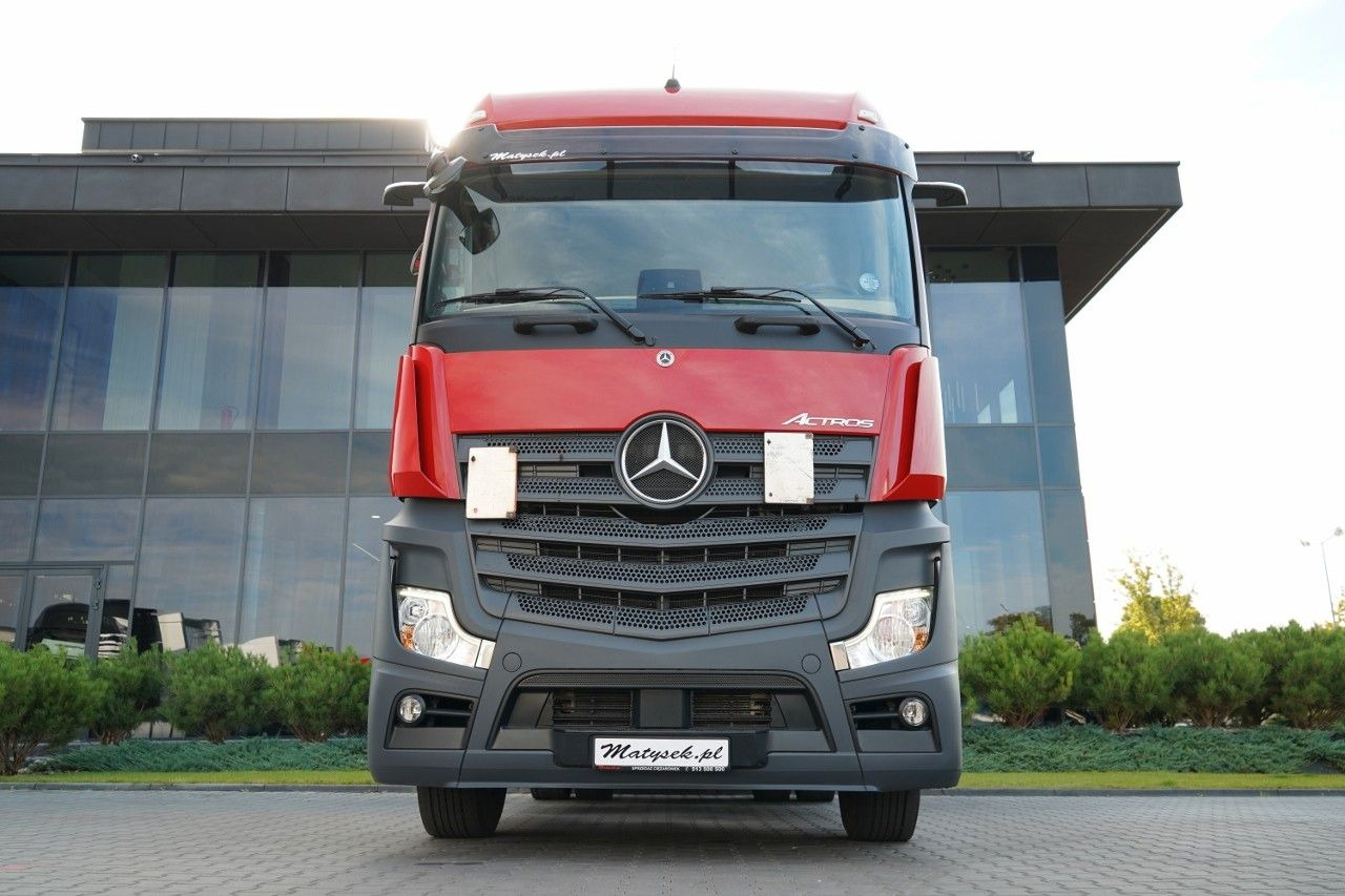 Mercedes-Benz ACTROS 1845 / MP5 / BIG SPACE / PO KONTRAKCIE SE - Cap tractor: Foto 2 Mercedes-Benz ACTROS 1845 / MP5 / BIG SPACE / PO KONTRAKCIE SE - Cap tractor: Foto 2