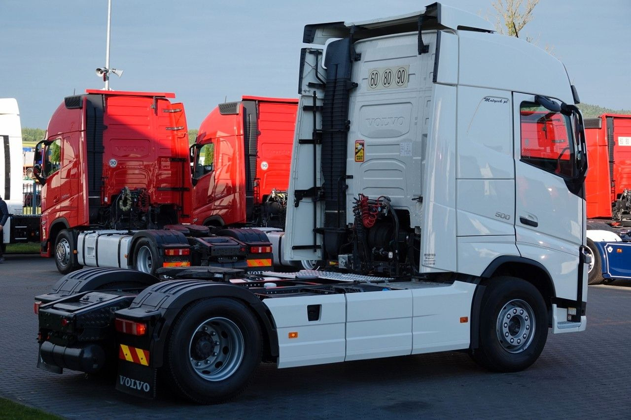 Volvo FH 500 / I-PARK COOL / OPONY 100% / PO KONTRAKCI - Cap tractor: Foto 5 Volvo FH 500 / I-PARK COOL / OPONY 100% / PO KONTRAKCI - Cap tractor: Foto 5