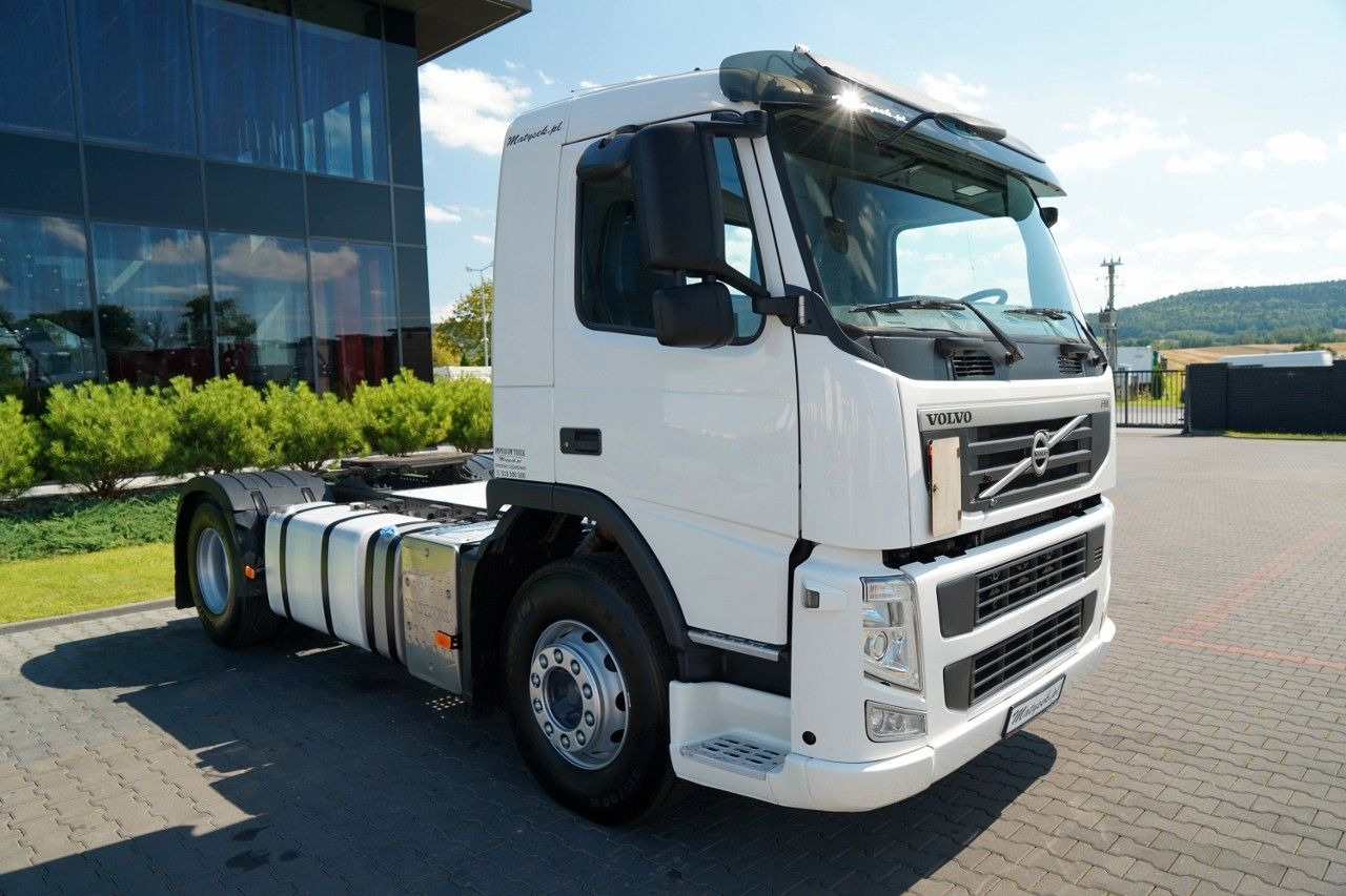Volvo FM 380 / PEŁNY ADR / NISKA KABINA / DZIENNA KABI - Cap tractor: Foto 2 Volvo FM 380 / PEŁNY ADR / NISKA KABINA / DZIENNA KABI - Cap tractor: Foto 2