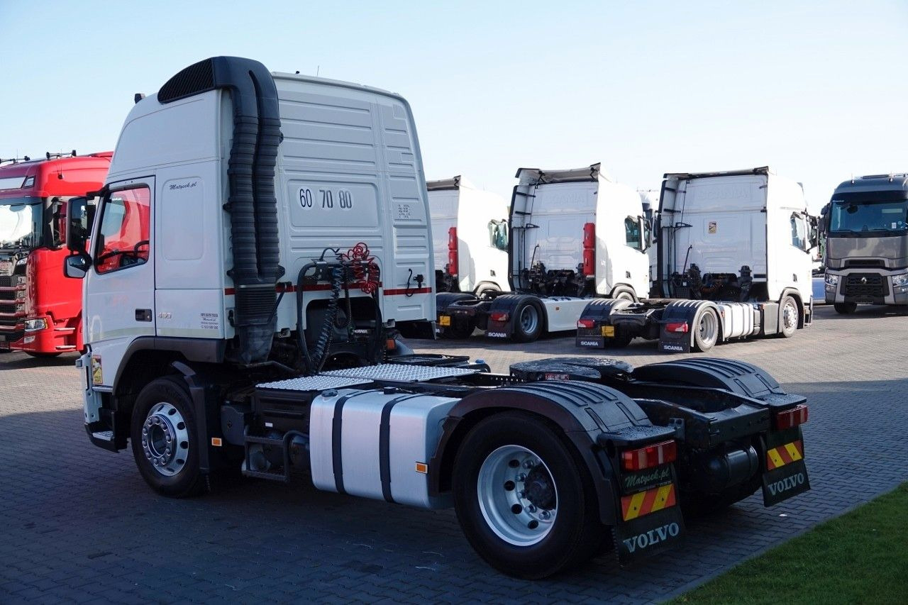 Volvo FM 450 / ADR / ALUFELGI / WAGA: 6900KG / EURO 5 - Cap tractor: Foto 4 Volvo FM 450 / ADR / ALUFELGI / WAGA: 6900KG / EURO 5 - Cap tractor: Foto 4