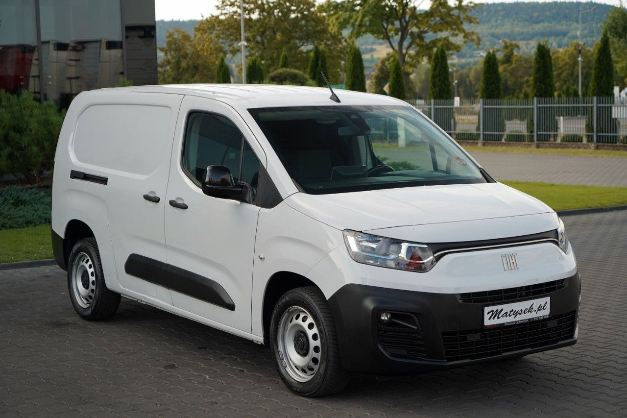 Fiat DOBLO / FURGON / BLASZAK / 2023 R / SPROWADZON - Autoutilitară compactă: Foto 2 Fiat DOBLO / FURGON / BLASZAK / 2023 R / SPROWADZON - Autoutilitară compactă: Foto 2