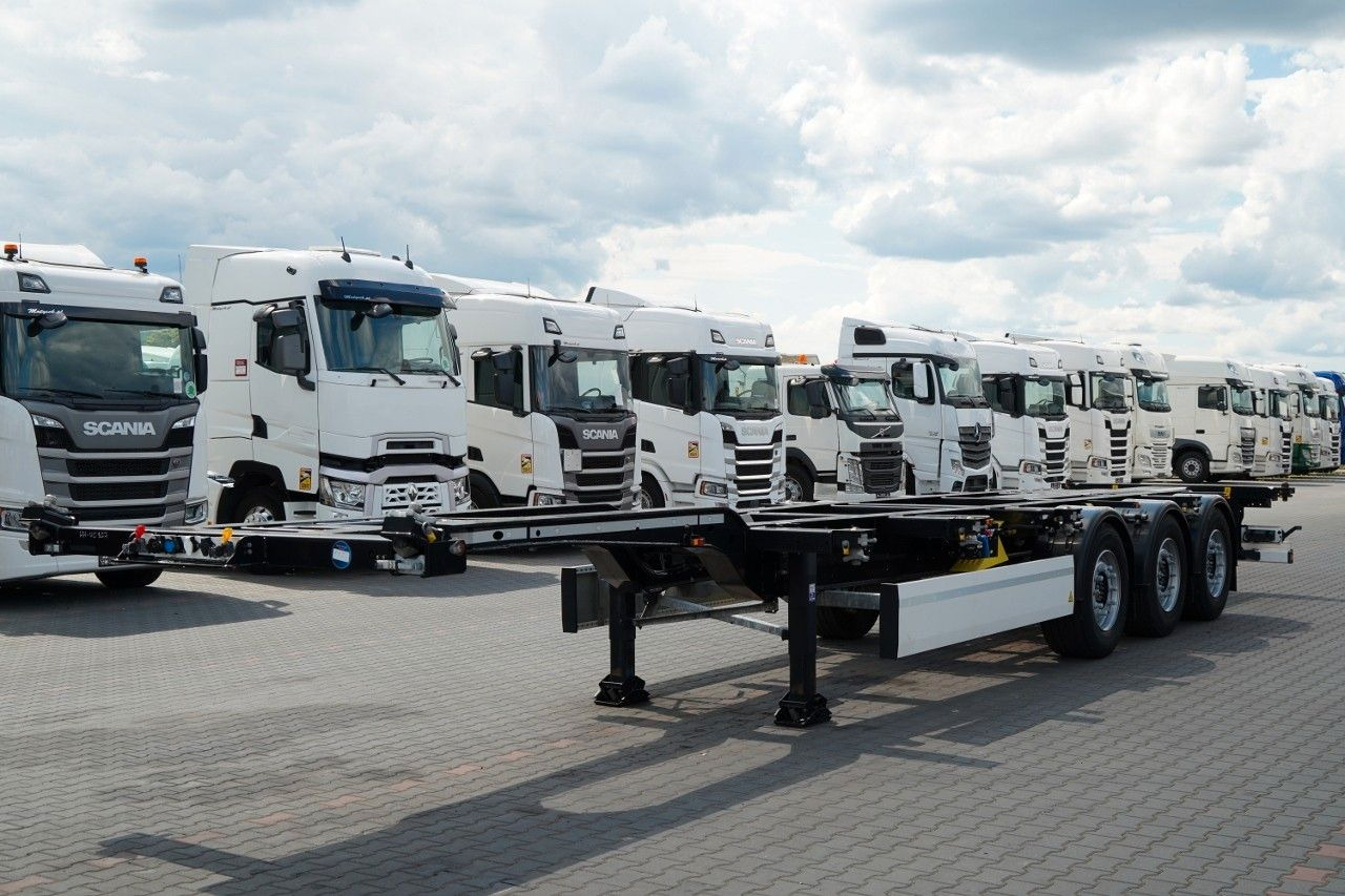 Krone / NACZEPA PODKONTENEROWA / UNIWERSALNA / 2023 RO - Semiremorcă transport containere/ Swap body: Foto 2 Krone / NACZEPA PODKONTENEROWA / UNIWERSALNA / 2023 RO - Semiremorcă transport containere/ Swap body: Foto 2