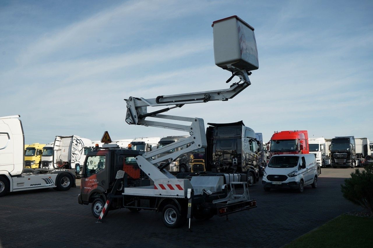 Nissan CABSTAR / ZWYŻKA 16,3 METRÓW / BLIŹNIAK / UDŹWIG - Camion cu nacela: Foto 4 Nissan CABSTAR / ZWYŻKA 16,3 METRÓW / BLIŹNIAK / UDŹWIG - Camion cu nacela: Foto 4