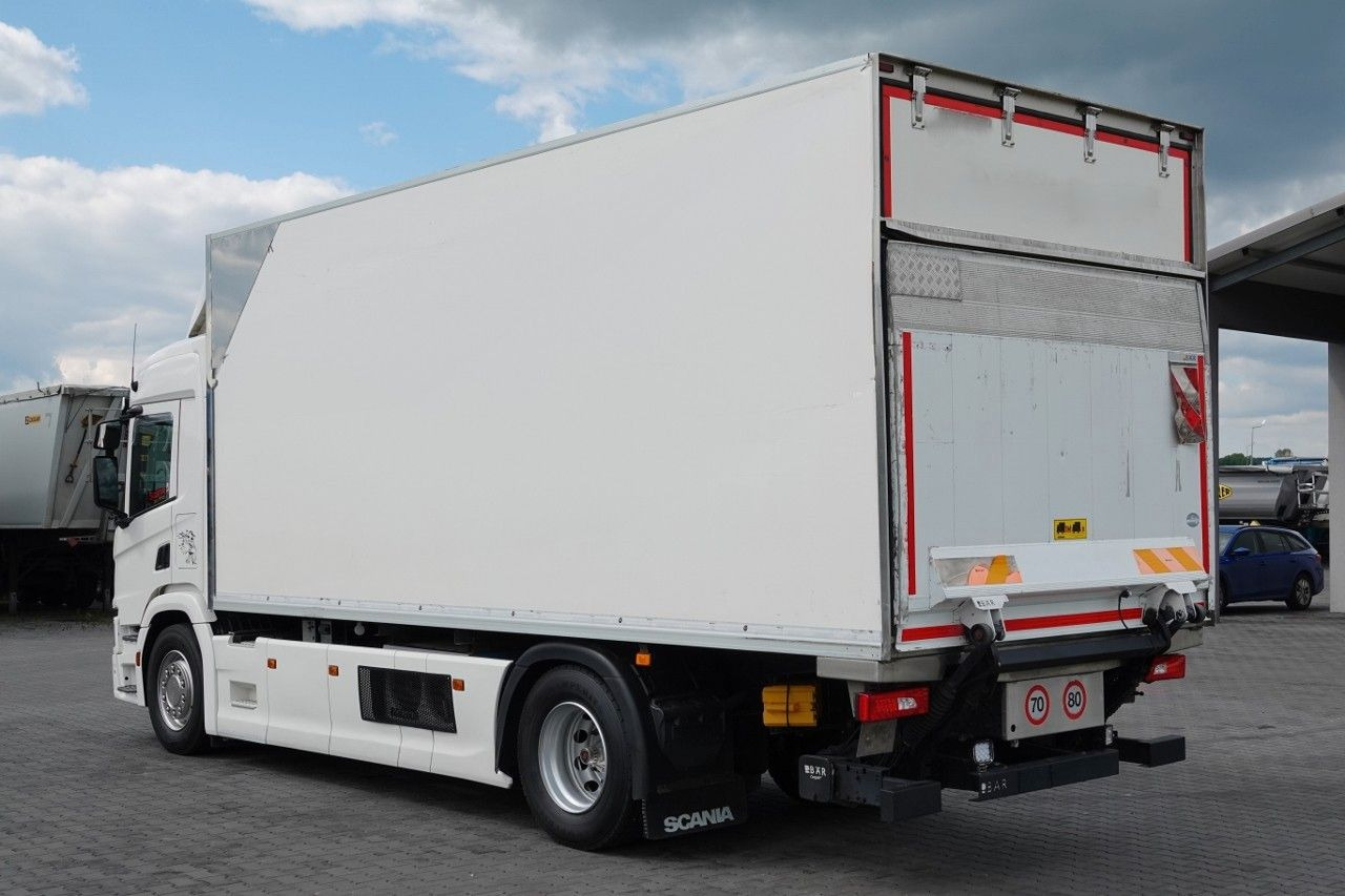Scania P 280 / 4x2 / CHŁODNIA -6,2 M / AGREGAT FRIGO BL - Camion furgon: Foto 3 Scania P 280 / 4x2 / CHŁODNIA -6,2 M / AGREGAT FRIGO BL - Camion furgon: Foto 3