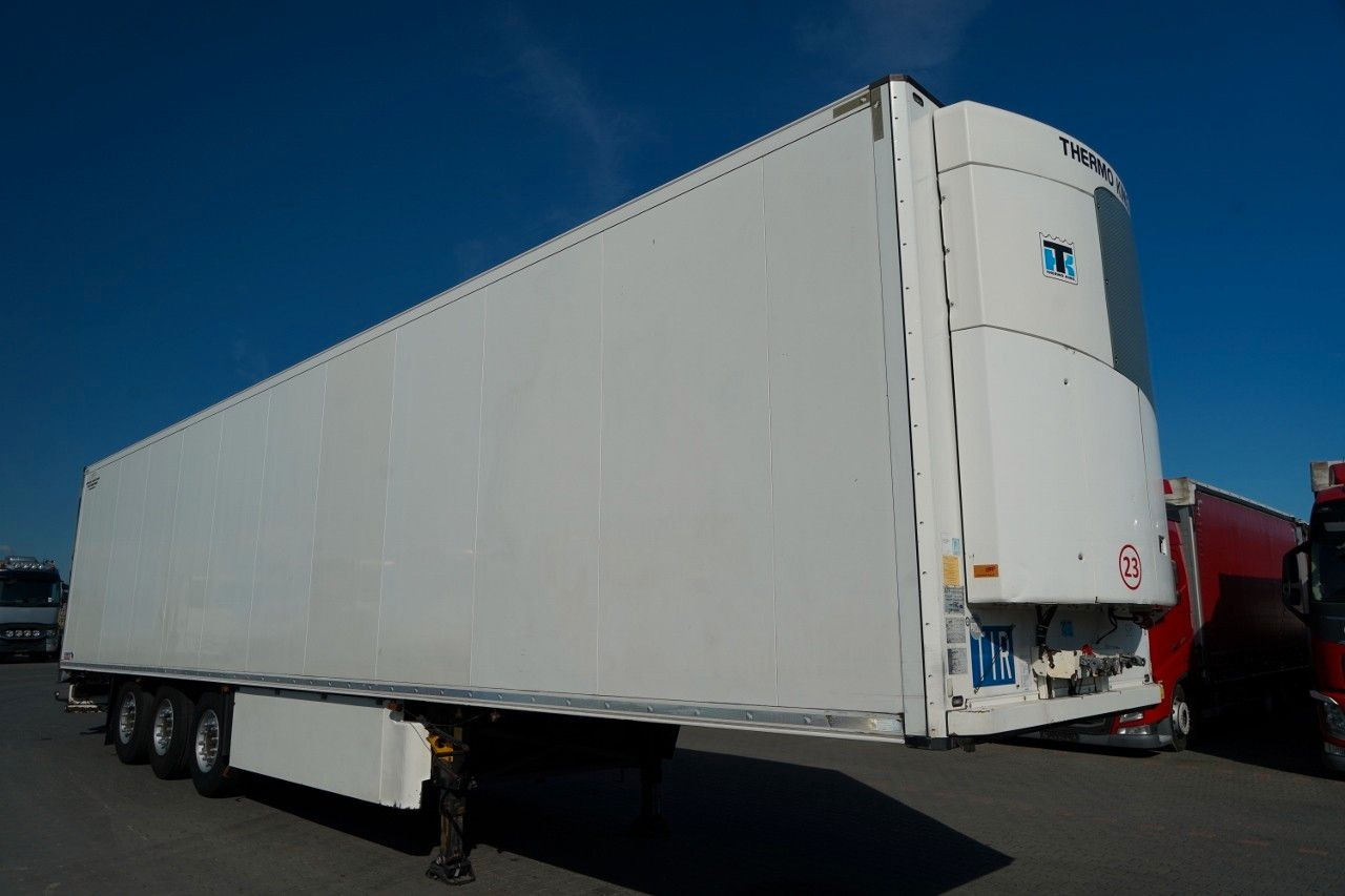 Schmitz Cargobull / CHŁODNIA / THERMO KING SLX 300 / HAKÓWKA / OŚ - Semiremorcă frigider: Foto 5 Schmitz Cargobull / CHŁODNIA / THERMO KING SLX 300 / HAKÓWKA / OŚ - Semiremorcă frigider: Foto 5