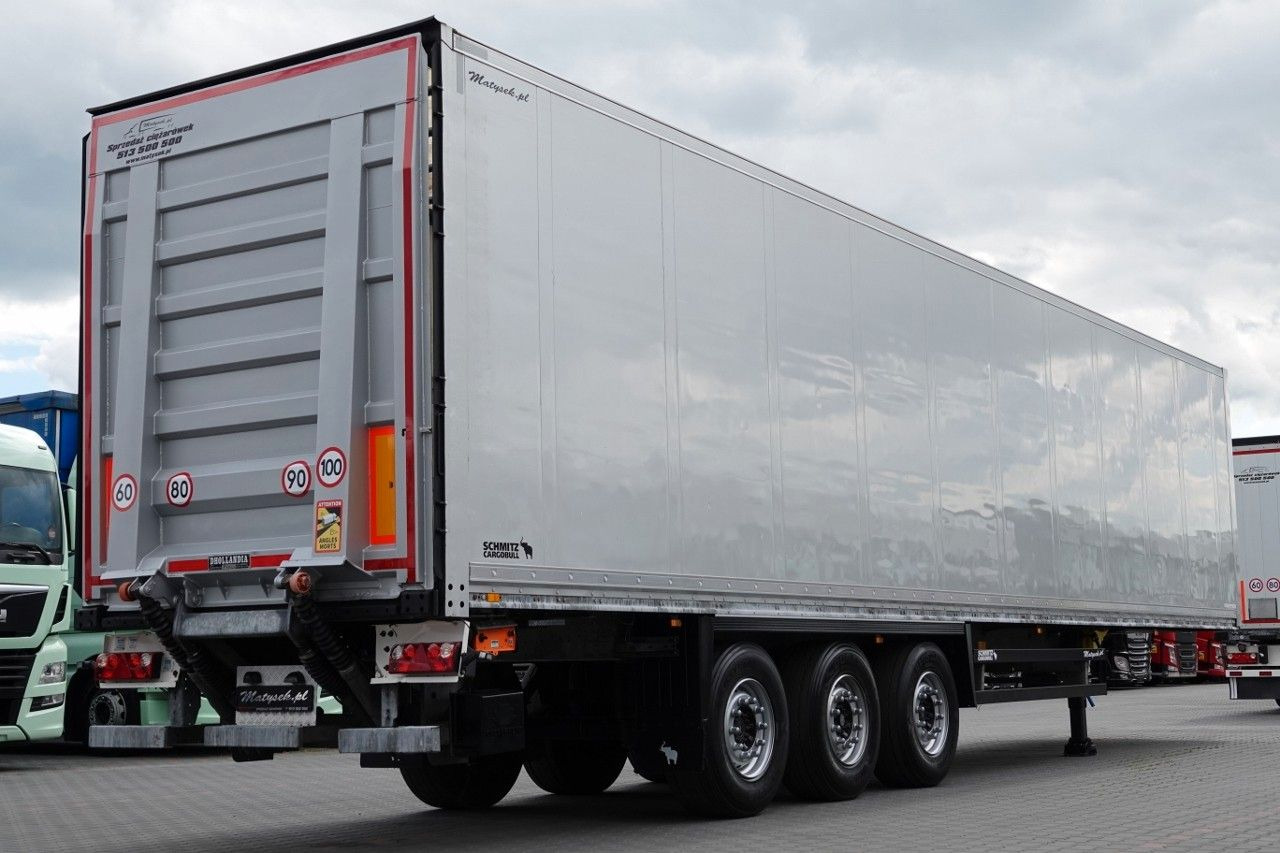 Schmitz Cargobull KOFFER / 2017 ROK / WINDA DHOLLANDIA ZAŁADOWCZ - Semiremorcă frigider: Foto 3 Schmitz Cargobull KOFFER / 2017 ROK / WINDA DHOLLANDIA ZAŁADOWCZ - Semiremorcă frigider: Foto 3