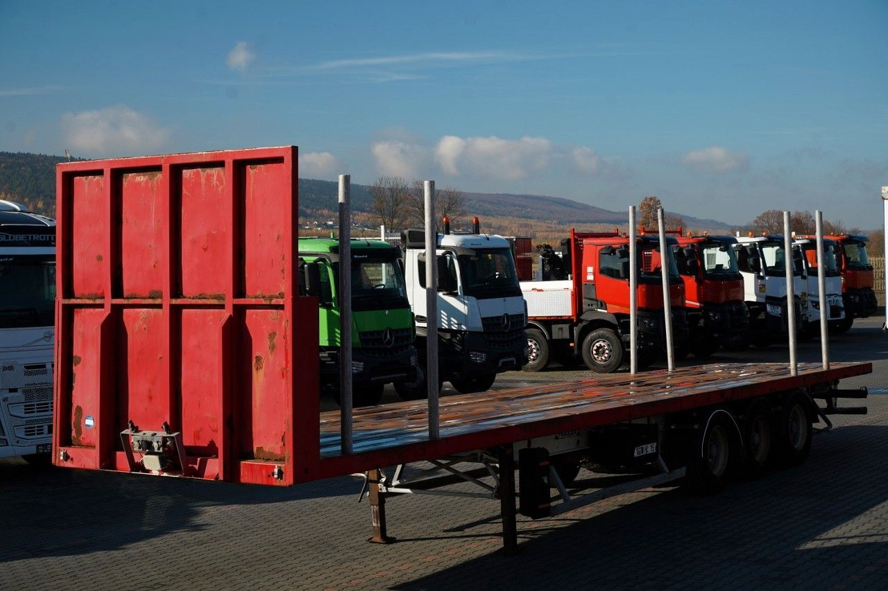 Trailor NACZEPA PLATFORMA / KŁONICE / OŚ SKRĘTNA - Semiremorcă platformă: Foto 3 Trailor NACZEPA PLATFORMA / KŁONICE / OŚ SKRĘTNA - Semiremorcă platformă: Foto 3