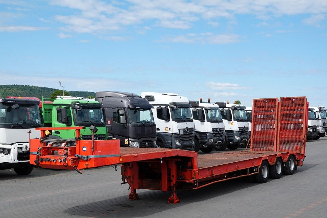 VEREM NACZEPA LAWETA NISKOPODWOZIE / NAJAZDY HYD - Semiremorcă transport agabaritic: Foto 1 VEREM NACZEPA LAWETA NISKOPODWOZIE / NAJAZDY HYD - Semiremorcă transport agabaritic: Foto 1