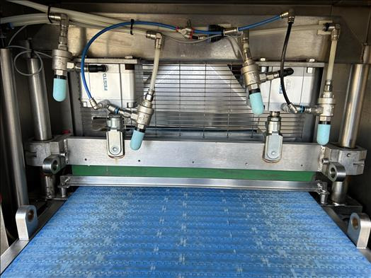 D and D Guillotine cutter - Utilaj brutarie: Foto 4 D and D Guillotine cutter - Utilaj brutarie: Foto 4