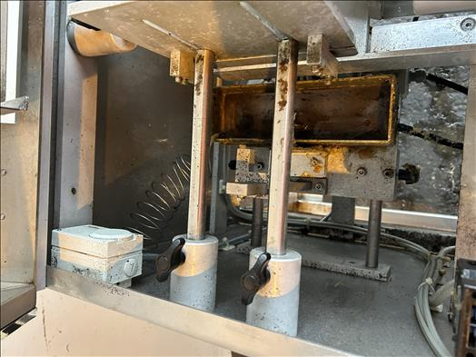 Freemantle S03 Two flap sealer - Maşina de ambalat: Foto 4 Freemantle S03 Two flap sealer - Maşina de ambalat: Foto 4