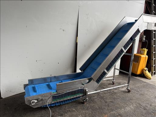 NNP Flighted elevator conveyor - Conveior: Foto 2 NNP Flighted elevator conveyor - Conveior: Foto 2