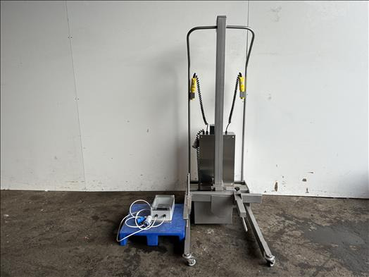 Syspal Multipurpose lifter - Utilaj pentru industria alimentara: Foto 1 Syspal Multipurpose lifter - Utilaj pentru industria alimentara: Foto 1