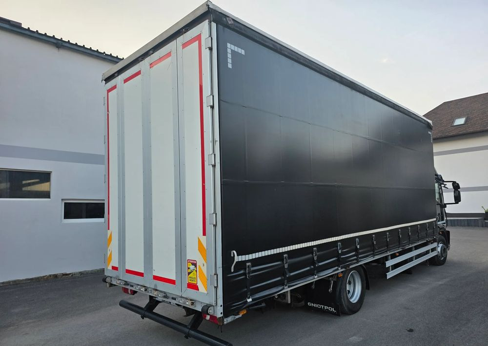 Iveco EUROCARGO 160E28 19 PAL. / FIRANKA / MANUAL / - Camion cu prelată: Foto 4 Iveco EUROCARGO 160E28 19 PAL. / FIRANKA / MANUAL / - Camion cu prelată: Foto 4