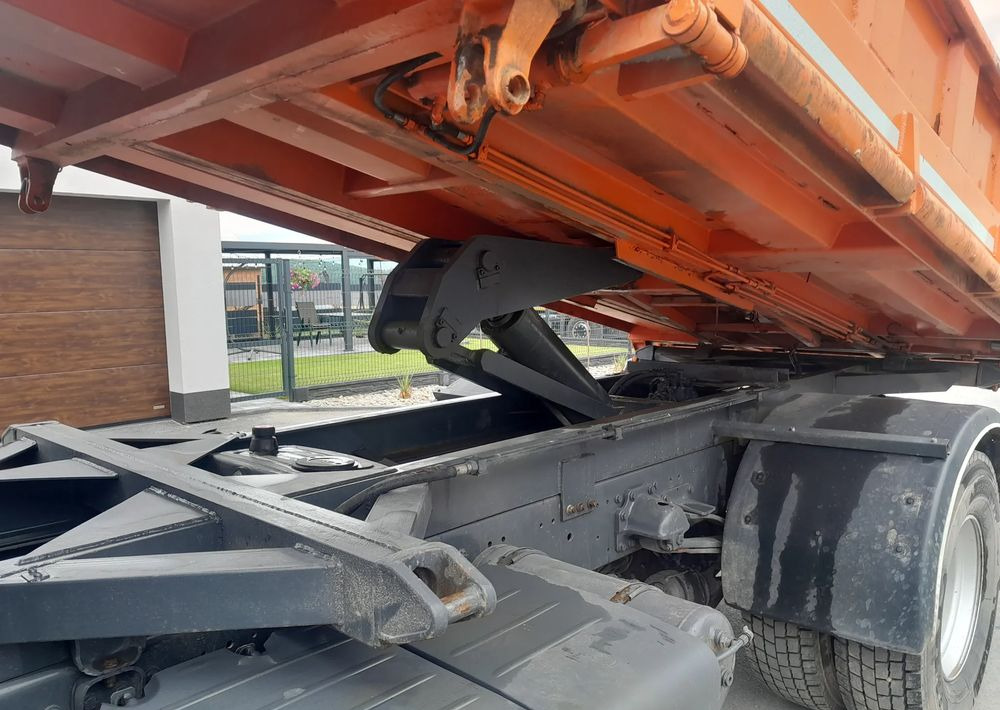 Renault PREMIUM 320 DCI / KERAX / HYDROBURTA / WYWROTKA - Camion basculantă: Foto 2 Renault PREMIUM 320 DCI / KERAX / HYDROBURTA / WYWROTKA - Camion basculantă: Foto 2