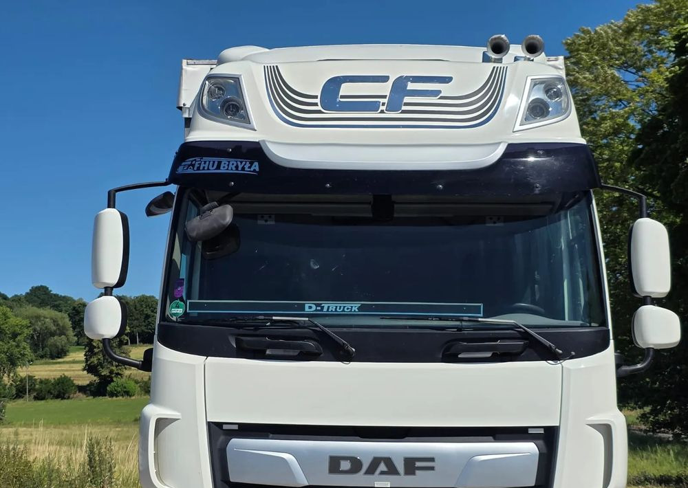 DAF CF290/CF320/FIRANKA/WINDA DHOLLANDIA / E6/JEDEN WŁAŚCICIEL/SPROWADZONY/22PALETY/2019/PODNOSZONY DACH/ JAK NOWY - Camion cu prelată: Foto 4 DAF CF290/CF320/FIRANKA/WINDA DHOLLANDIA / E6/JEDEN WŁAŚCICIEL/SPROWADZONY/22PALETY/2019/PODNOSZONY DACH/ JAK NOWY - Camion cu prelată: Foto 4