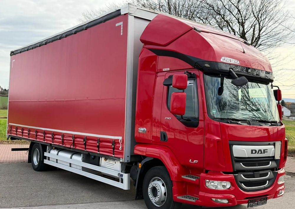 DAF LF 260 / WINDA / 16TON DMC / 3M WYSOKOŚĆ / JUMBO / FIRANKA / SYPIALKA / AUTOMAT / JEDEN WŁAŚCICIE / EURO 6 / 2017/ SPROWADZONY / 19 PALET / DUŻA ŁADOWNOŚĆ / - Camion cu prelată: Foto 2 DAF LF 260 / WINDA / 16TON DMC / 3M WYSOKOŚĆ / JUMBO / FIRANKA / SYPIALKA / AUTOMAT / JEDEN WŁAŚCICIE / EURO 6 / 2017/ SPROWADZONY / 19 PALET / DUŻA ŁADOWNOŚĆ / - Camion cu prelată: Foto 2