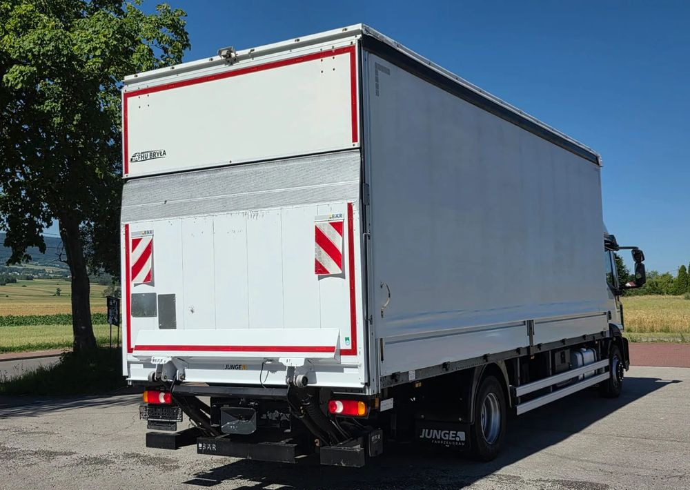 Iveco EUROCARGO 160E320/FIRANKA/WINDA/AUTOMAT/NISKI PRZEBIEG/E6/SPROWADZONY/PIERWSZY WŁAŚCICIEL - Camion cu prelată: Foto 4 Iveco EUROCARGO 160E320/FIRANKA/WINDA/AUTOMAT/NISKI PRZEBIEG/E6/SPROWADZONY/PIERWSZY WŁAŚCICIEL - Camion cu prelată: Foto 4