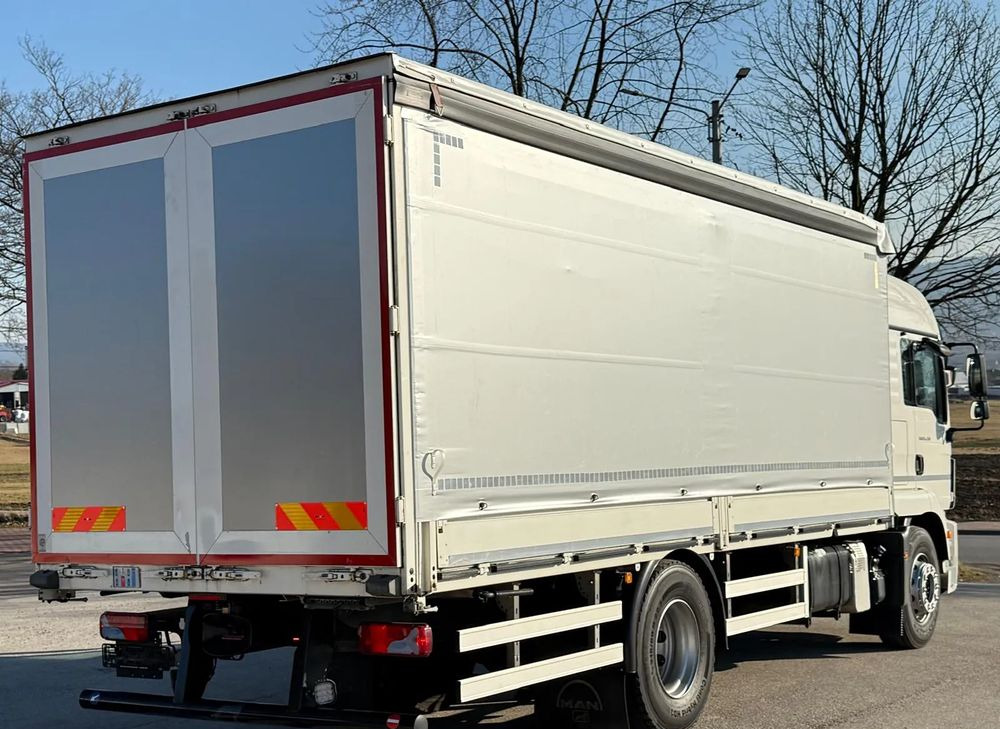 MAN TGM 15.290/E6/FIRANKA/BURTO-FIRANKA/SZKOŁA JAZDY/MAŁY ROZSTAW OSI/16PALET/WINDA/NISKI PRZEBIEG/2019/SERWISOWANY/JAK NOWY - Camion cu prelată: Foto 5 MAN TGM 15.290/E6/FIRANKA/BURTO-FIRANKA/SZKOŁA JAZDY/MAŁY ROZSTAW OSI/16PALET/WINDA/NISKI PRZEBIEG/2019/SERWISOWANY/JAK NOWY - Camion cu prelată: Foto 5