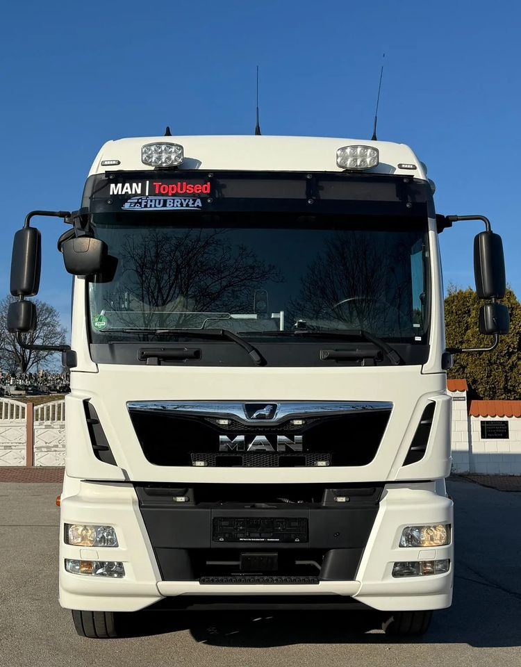 MAN TGM 15.290/E6/FIRANKA/BURTO-FIRANKA/SZKOŁA JAZDY/MAŁY ROZSTAW OSI/16PALET/WINDA/NISKI PRZEBIEG/2019/SERWISOWANY/JAK NOWY - Camion cu prelată: Foto 3 MAN TGM 15.290/E6/FIRANKA/BURTO-FIRANKA/SZKOŁA JAZDY/MAŁY ROZSTAW OSI/16PALET/WINDA/NISKI PRZEBIEG/2019/SERWISOWANY/JAK NOWY - Camion cu prelată: Foto 3