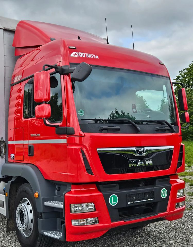 MAN TGM 18.290/15.290/E6/21PALET/9400 ŁADOWNOŚĆ/SERWISOWANY/NISKI PRZEBIEG/WINDA/FIRANKA/SPROWADZONY/2019/NISKI PRZEBIEG/PIERWSZY WŁAŚCICIEL/ - Camion cu prelată: Foto 5 MAN TGM 18.290/15.290/E6/21PALET/9400 ŁADOWNOŚĆ/SERWISOWANY/NISKI PRZEBIEG/WINDA/FIRANKA/SPROWADZONY/2019/NISKI PRZEBIEG/PIERWSZY WŁAŚCICIEL/ - Camion cu prelată: Foto 5