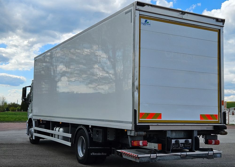 Mercedes-Benz ANTOS 1827/ACTROS/AXOR/CHŁODNIA/IZOTERMA/AGREGAT/WINDA/SUPER STAN/EURO6/SPROWADZONY - Camion frigider: Foto 5 Mercedes-Benz ANTOS 1827/ACTROS/AXOR/CHŁODNIA/IZOTERMA/AGREGAT/WINDA/SUPER STAN/EURO6/SPROWADZONY - Camion frigider: Foto 5