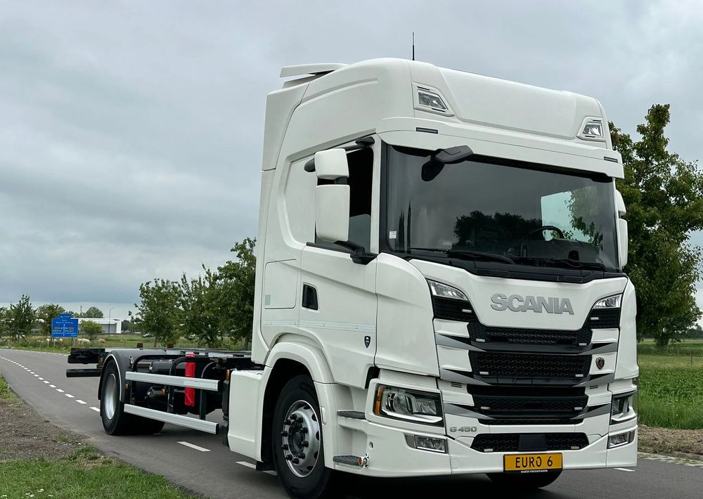 Scania G450 / G410 / BDF / RAMA / E6 / CAŁA NA PODUSZKACH / ROZSTAW OSI 5.5M / LAWETA / DO ŻYWCA / DO BYDŁA / SKÓRY / DO ZABUDOWY / SPROWADZONA - Camion şasiu: Foto 2 Scania G450 / G410 / BDF / RAMA / E6 / CAŁA NA PODUSZKACH / ROZSTAW OSI 5.5M / LAWETA / DO ŻYWCA / DO BYDŁA / SKÓRY / DO ZABUDOWY / SPROWADZONA - Camion şasiu: Foto 2