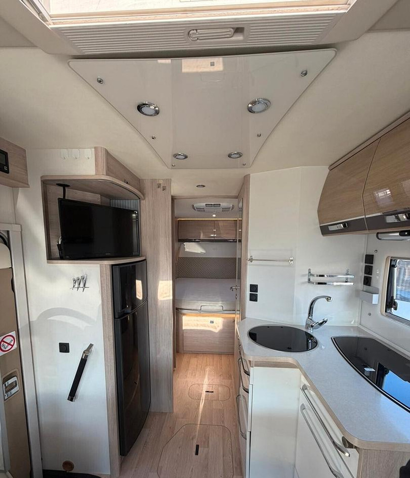 - Autorulotă: Foto 5 - Autorulotă: Foto 5