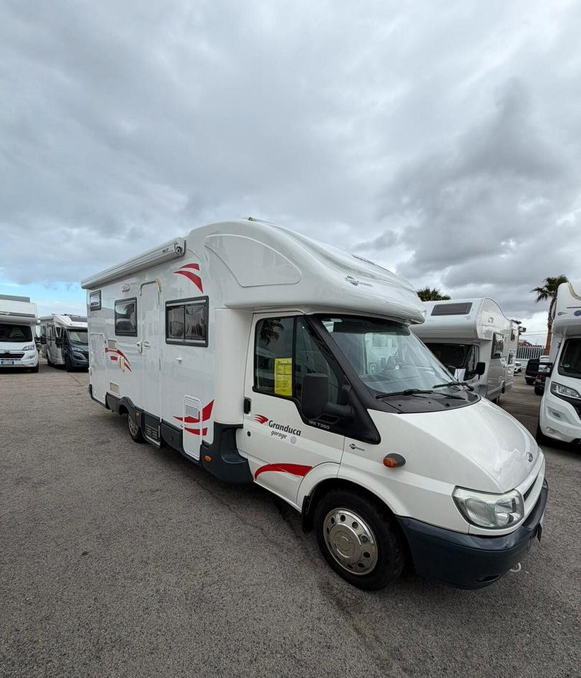 ROLLER TEAM GRANDUCA GARAGE P - Autorulotă semi-integrată: Foto 2 ROLLER TEAM GRANDUCA GARAGE P - Autorulotă semi-integrată: Foto 2