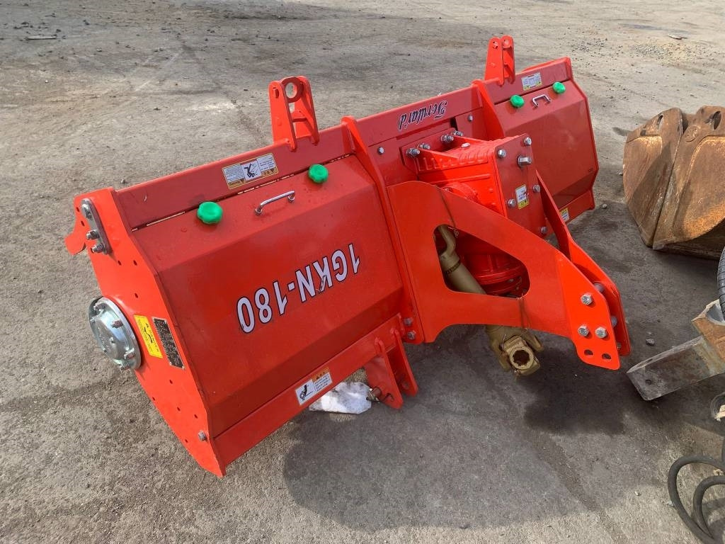 1GKN 180 - Grapă: Foto 2 1GKN 180 - Grapă: Foto 2