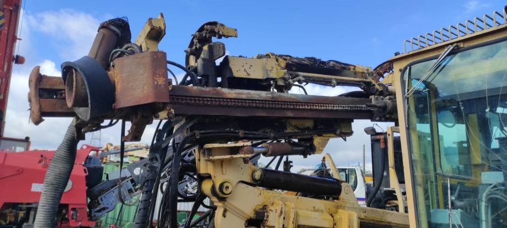 Atlas Copco ROC 812 - Maşină de foraj: Foto 5 Atlas Copco ROC 812 - Maşină de foraj: Foto 5