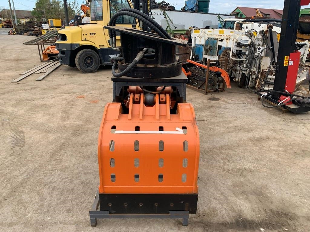 BW 100-ERG10-NL - Graifer pentru Utilaje constructii: Foto 2 BW 100-ERG10-NL - Graifer pentru Utilaje constructii: Foto 2