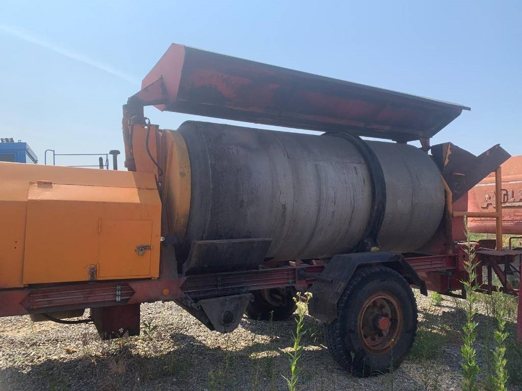 Bagela BF60/25 - Maşină de asfaltat: Foto 4 Bagela BF60/25 - Maşină de asfaltat: Foto 4