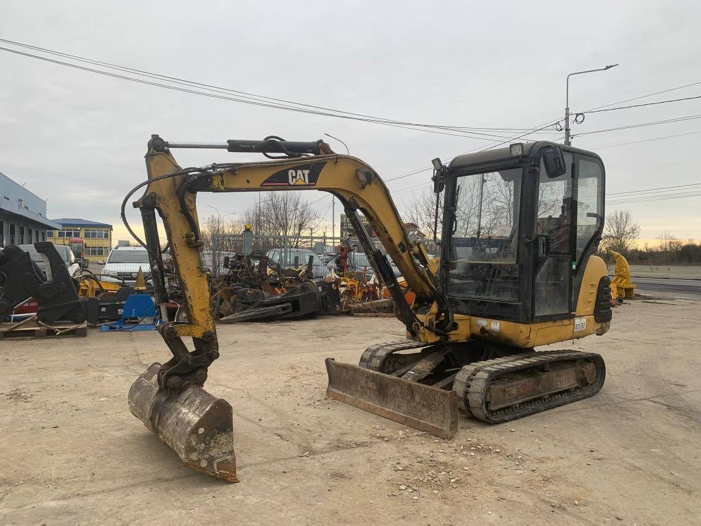 CAT 302.5 - Mini excavator: Foto 1 CAT 302.5 - Mini excavator: Foto 1