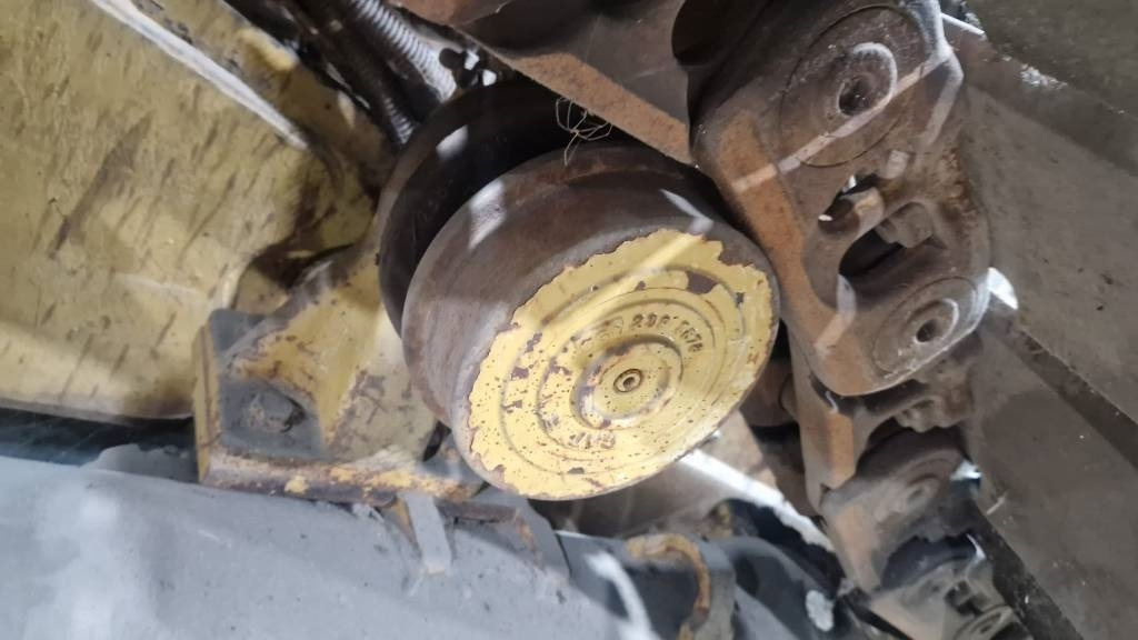 CAT D5 FOR PARTS - Buldozer: Foto 3 CAT D5 FOR PARTS - Buldozer: Foto 3